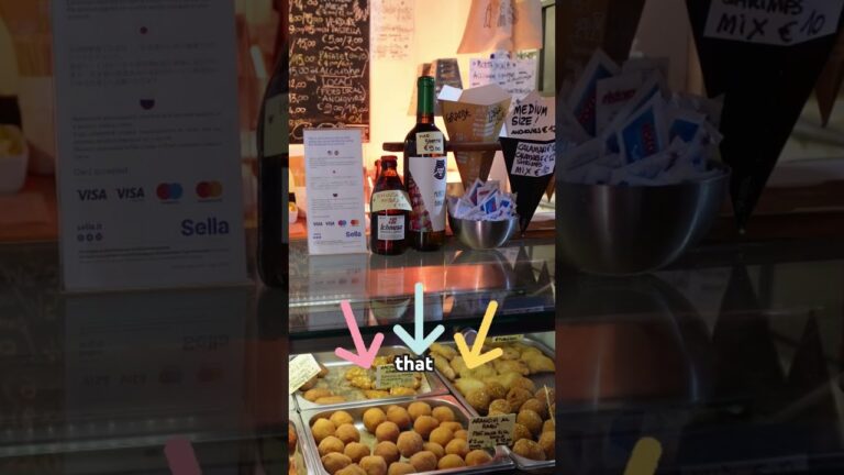 Favorite Street in Riomaggiore + Street Food! Cinque Terre Foodie Guide #italywalkingtour